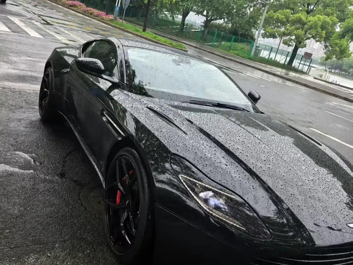 Aston Martin DB11 2019 4.0T V8 Coupe — миниатюра 2