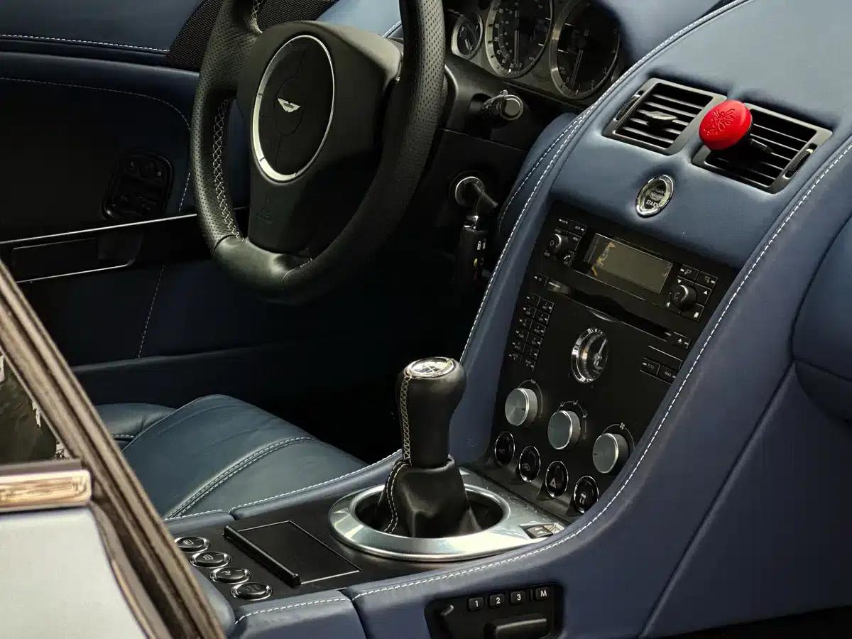 2007 V8 Vantage 4.7L Manual — миниатюра 4