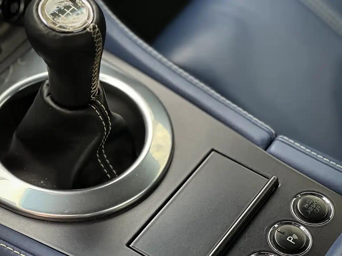 2007 V8 Vantage 4.7L Manual — миниатюра 5