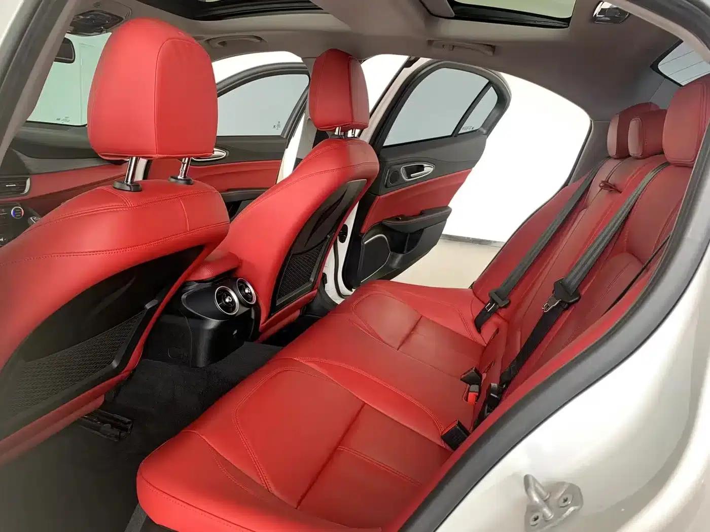 Giulia Juliet 2017 2.0T 280HP Luxury Edition — миниатюра 6