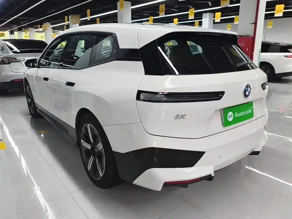 BMW iX 2022 xDrive40 — миниатюра 5