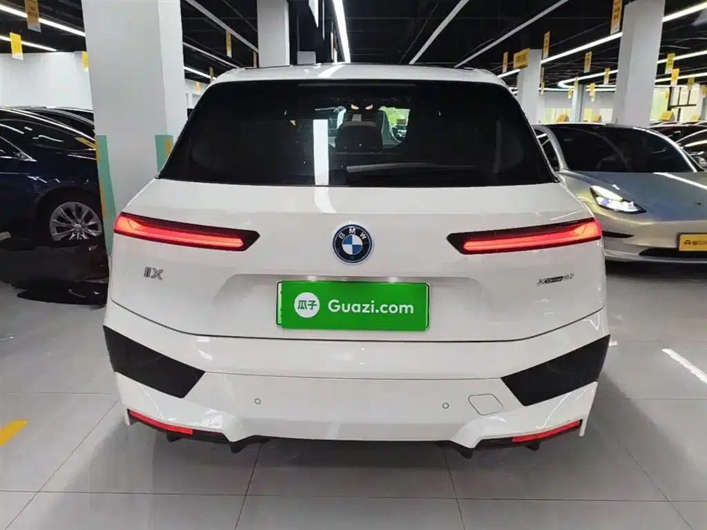 BMW iX 2022 xDrive40 — миниатюра 6