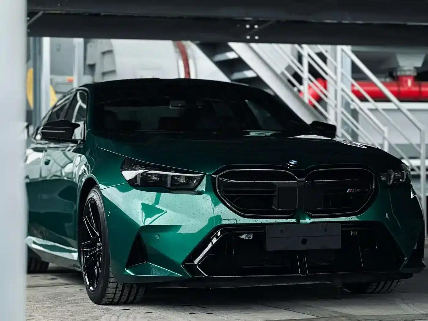 BMW M5 PHEV 2025 M5 — миниатюра 2