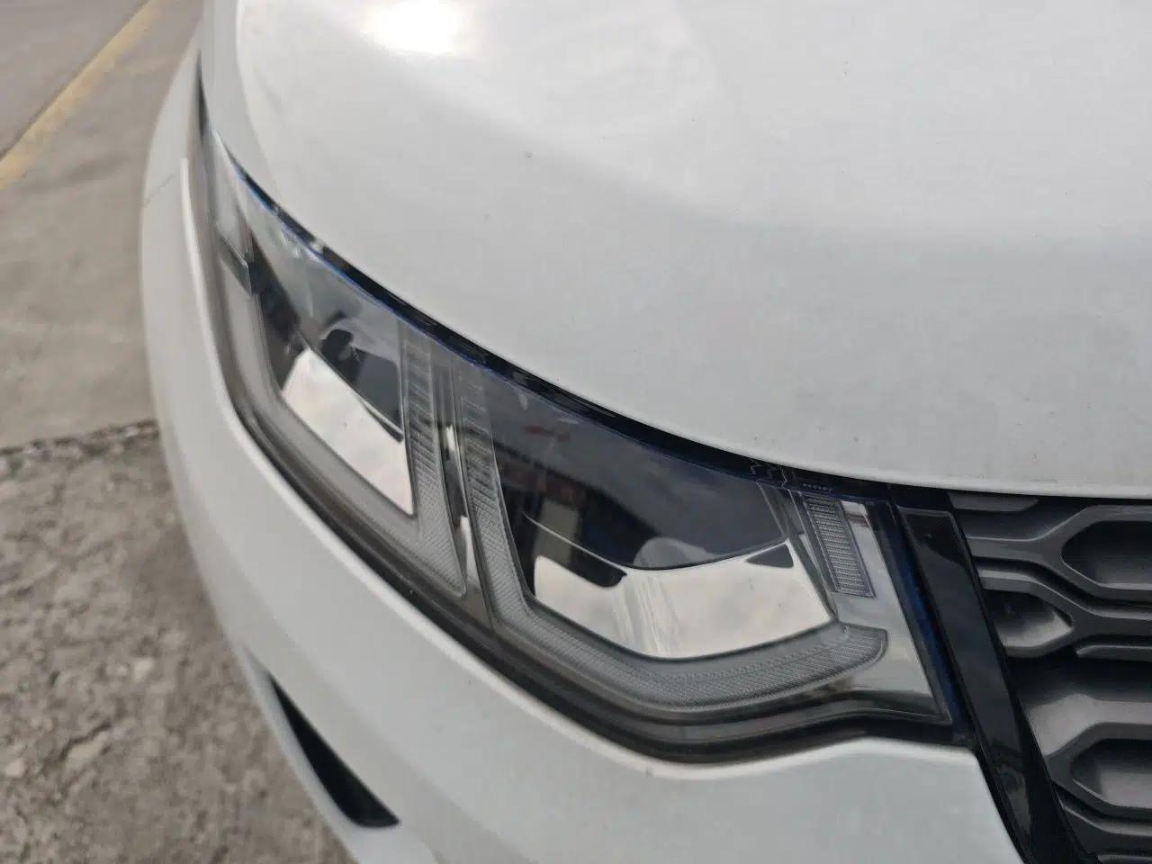 Land Rover Discovery Sport New Energy 2022 P300e Performance Tech Edition — миниатюра 7