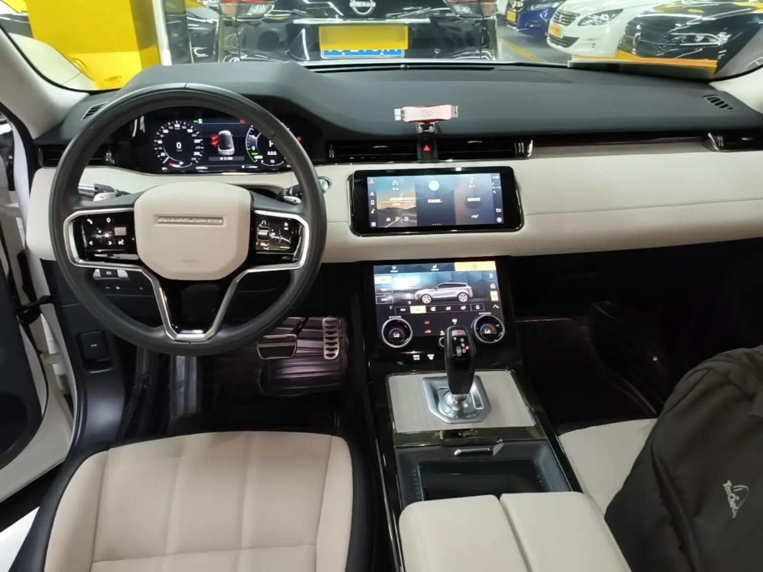 Land Rover Range Evoque New Energy 2021 Aurora L P300e Luxury Edition — миниатюра 13