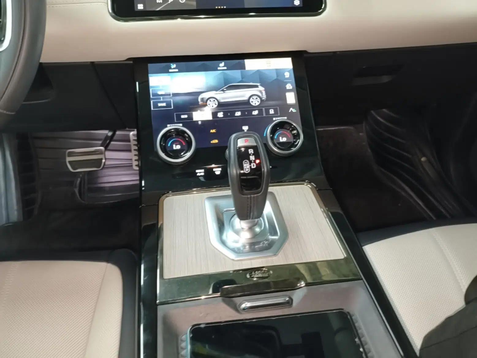 Land Rover Range Evoque New Energy 2021 Aurora L P300e Luxury Edition — миниатюра 17