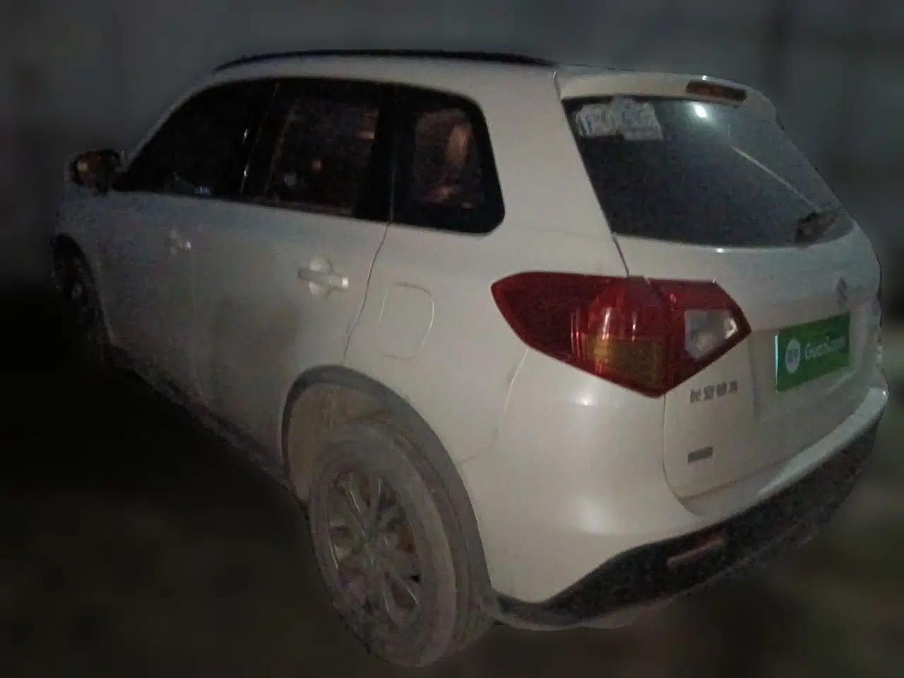 Suzuki Vitara 2016 1.6L Manual Two-Wheel Drive Entry-Level Trim — миниатюра 4