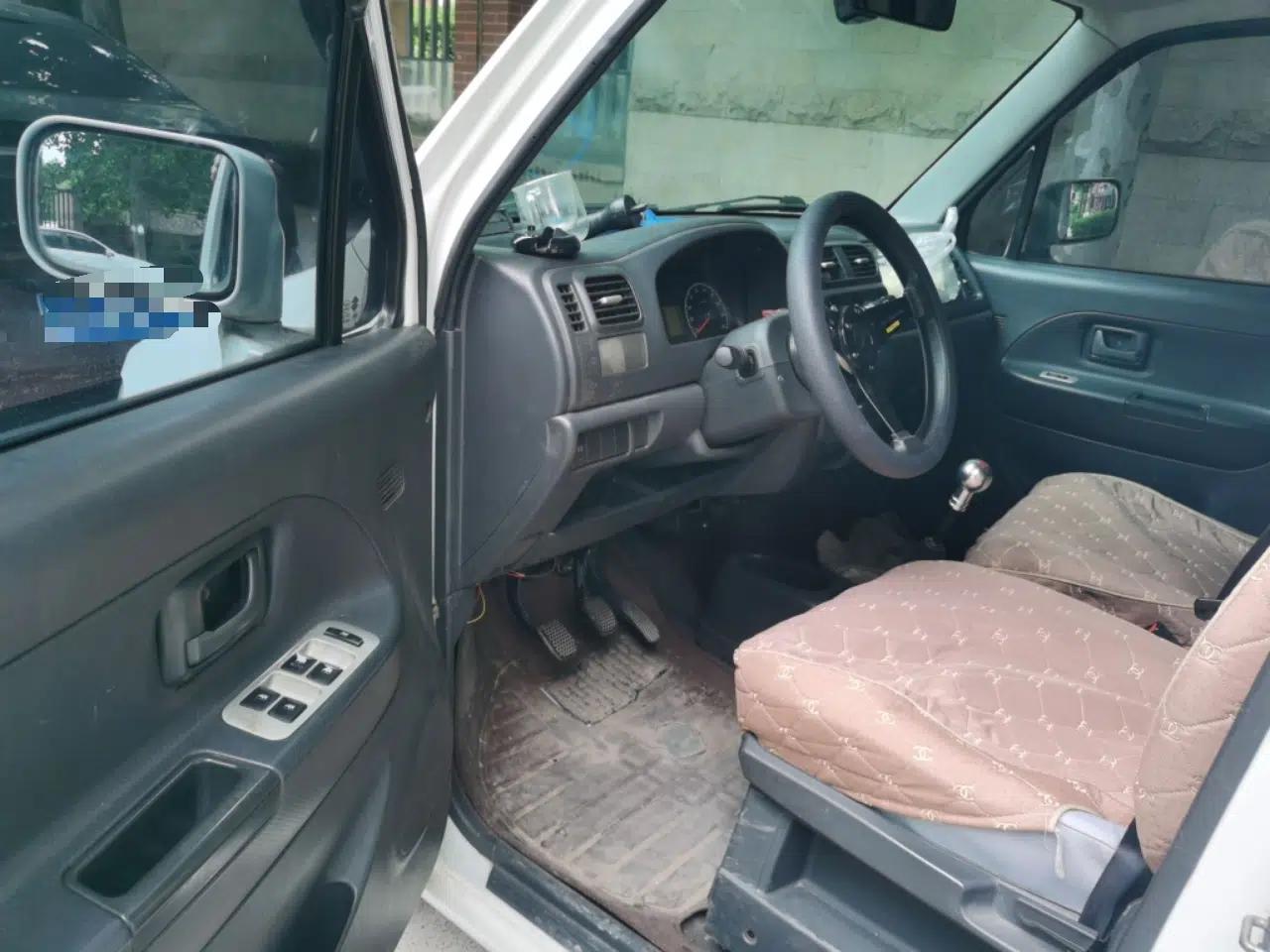 Suzuki Wagon R 2016 1.4L Manual Value Model — миниатюра 17