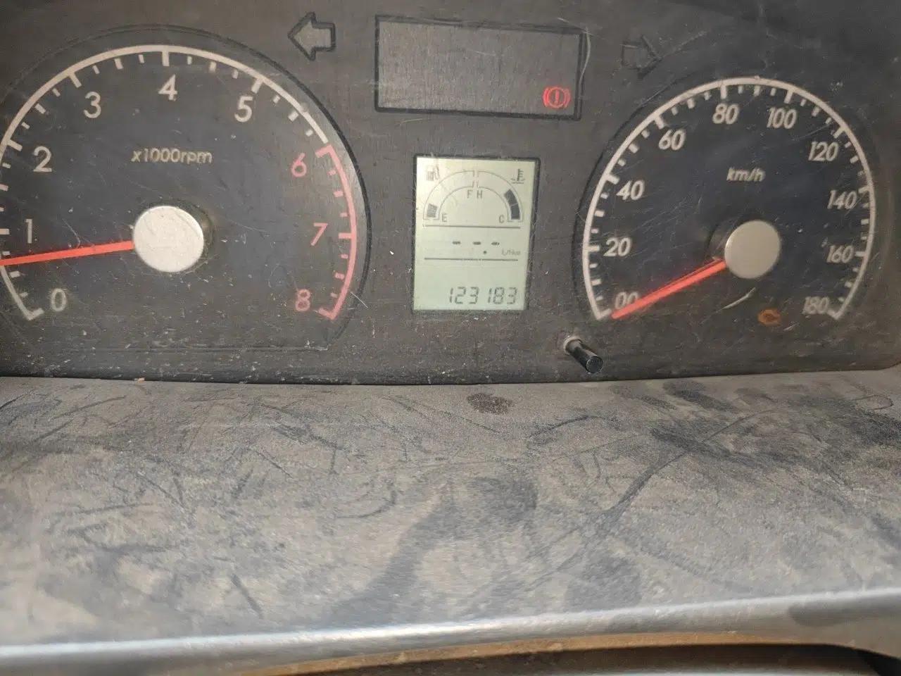 Suzuki Wagon R 2012 All-Purpose Model 1.4L Manual VVT Standard Version China IV — миниатюра 13