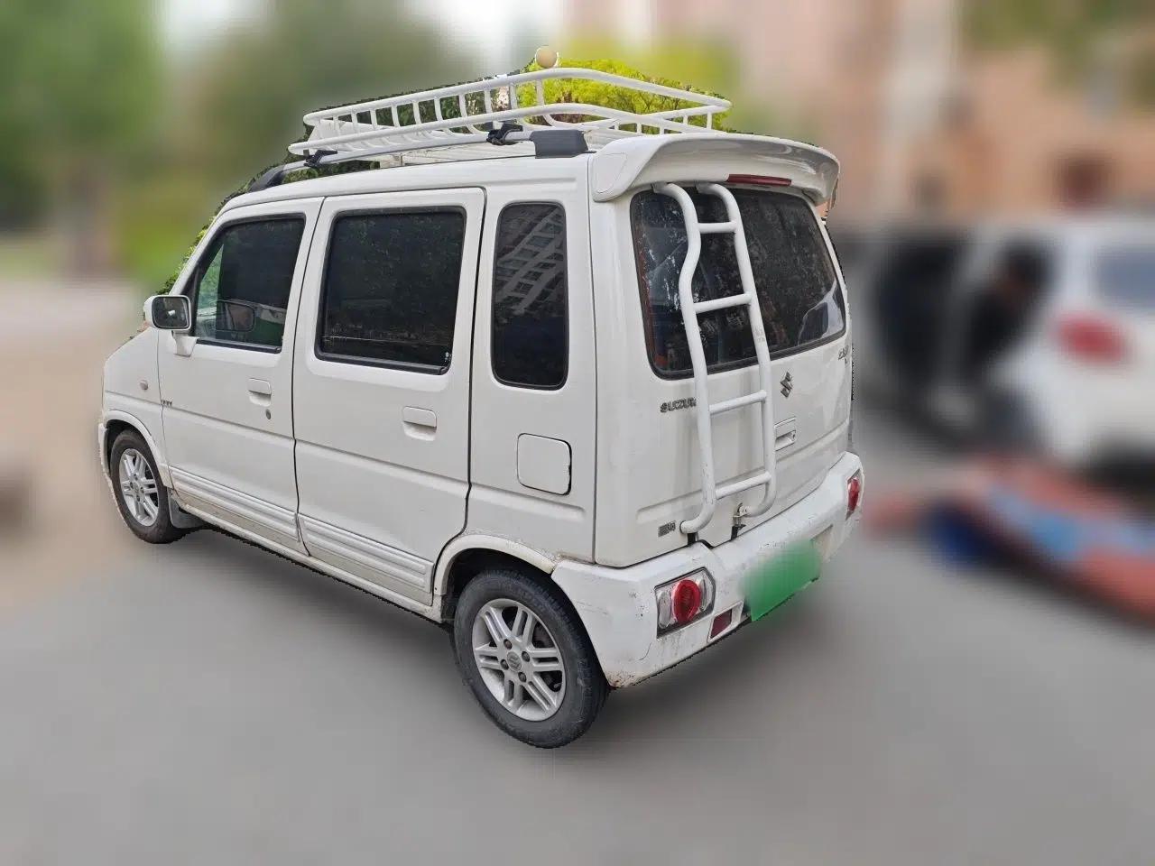 Suzuki Wagon R 2012 All-Purpose Model 1.4L Manual VVT Standard Version China IV — миниатюра 4