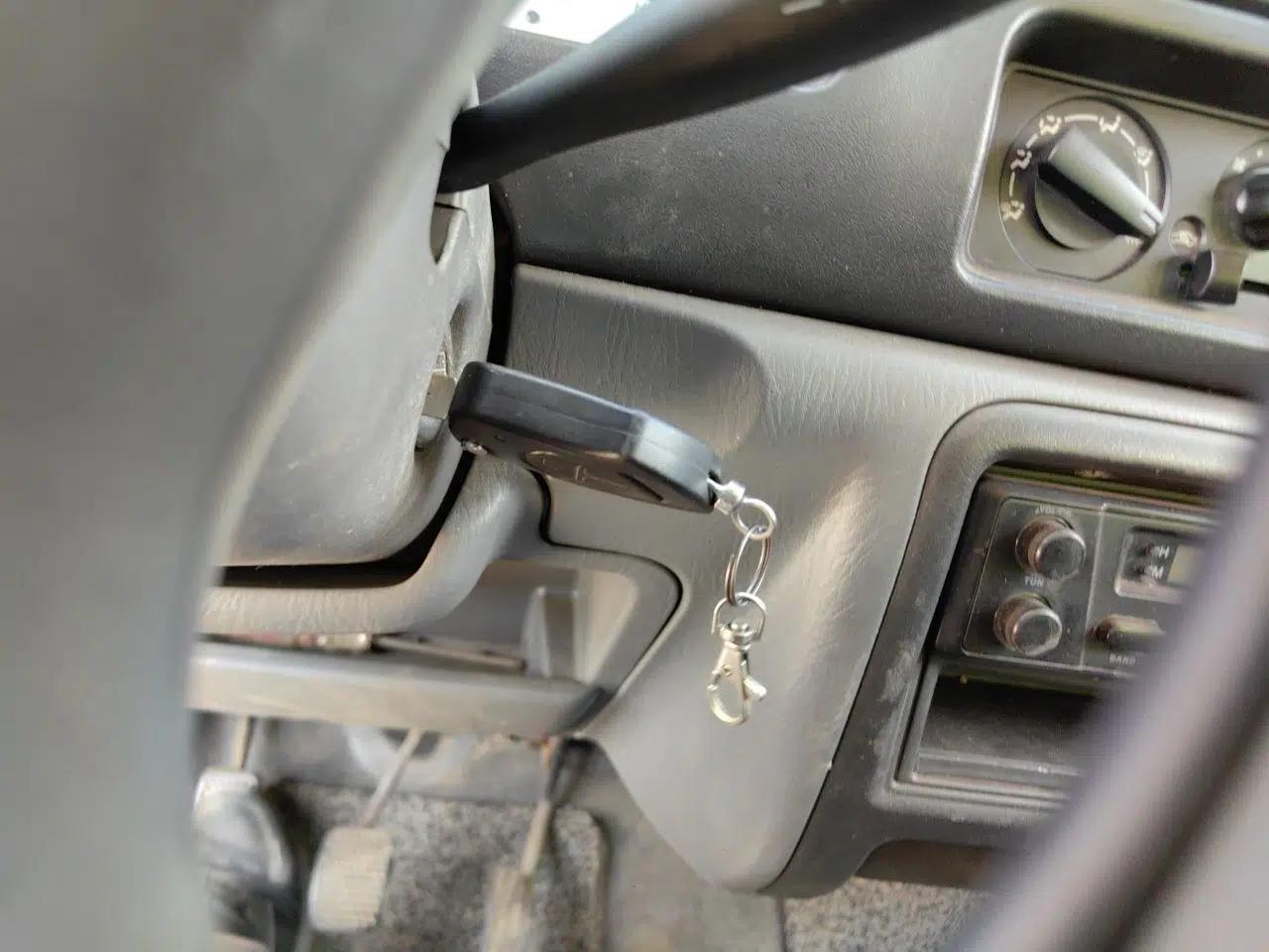 Suzuki Wagon R 2012 Entrepreneur Edition 1.0L Manual - Overdrive Type — миниатюра 9