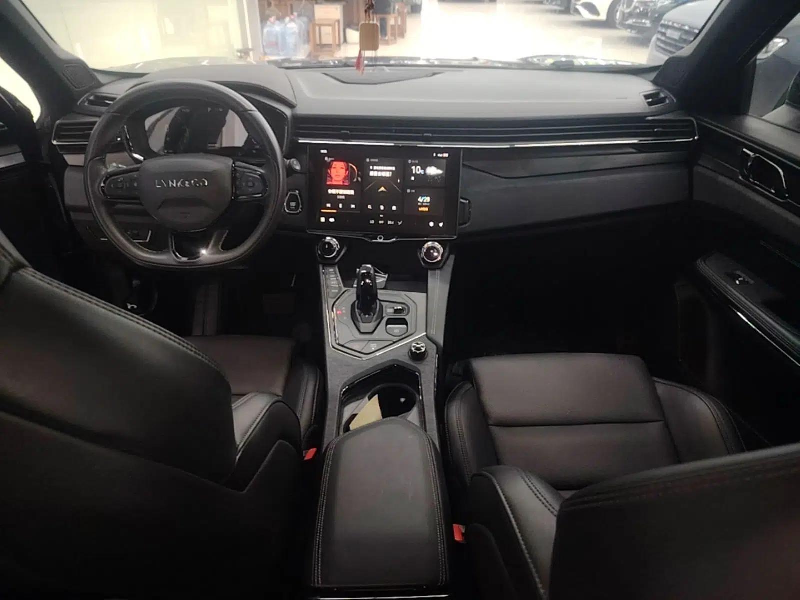 Lynk & Co 01 EM-P 2022 1.5TD PHEV Plus — миниатюра 13