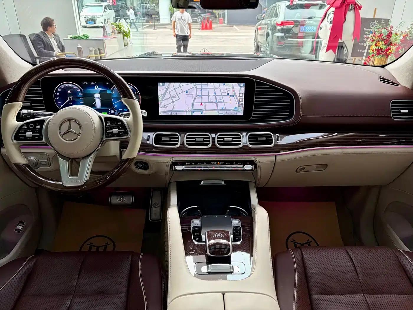 2022 Maybach GLS 480 4MATIC — миниатюра 10