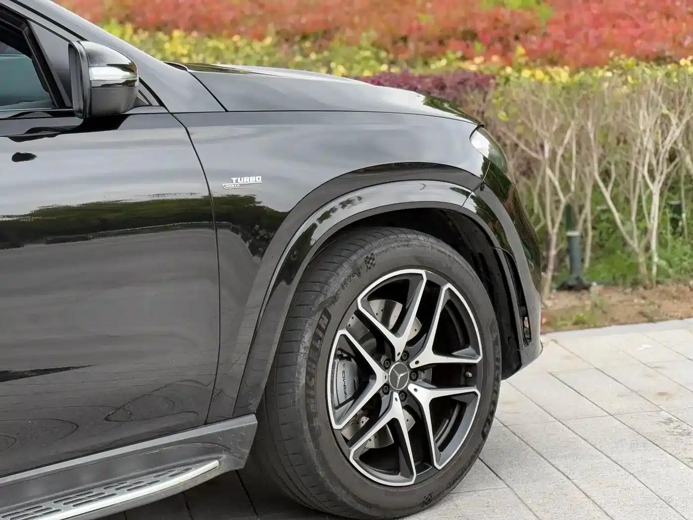 Mercedes-Benz GLE Coupe AMG 2020 Model AMG GLE 53 4MATIC+ Coupe SUV — миниатюра 4