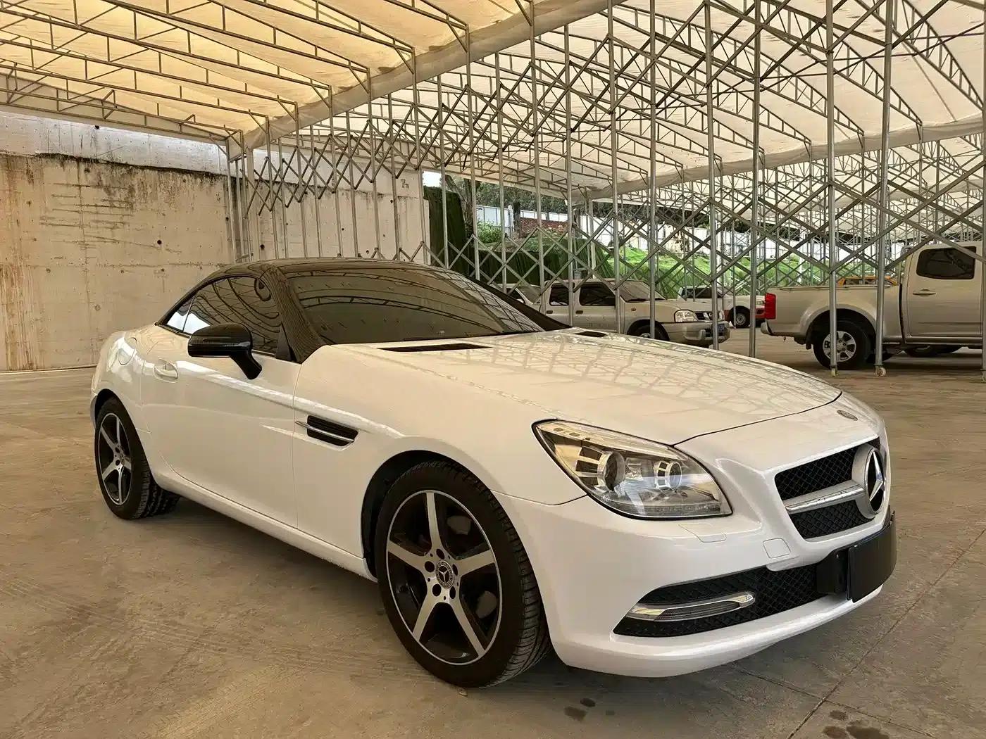 Mercedes-Benz SLK-Class 2011 SLK 200 Fashion Edition — миниатюра 17