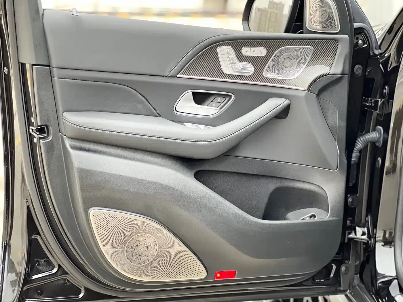 2024 Mercedes-Benz GLS AMG 63 4MATIC+ — миниатюра 16