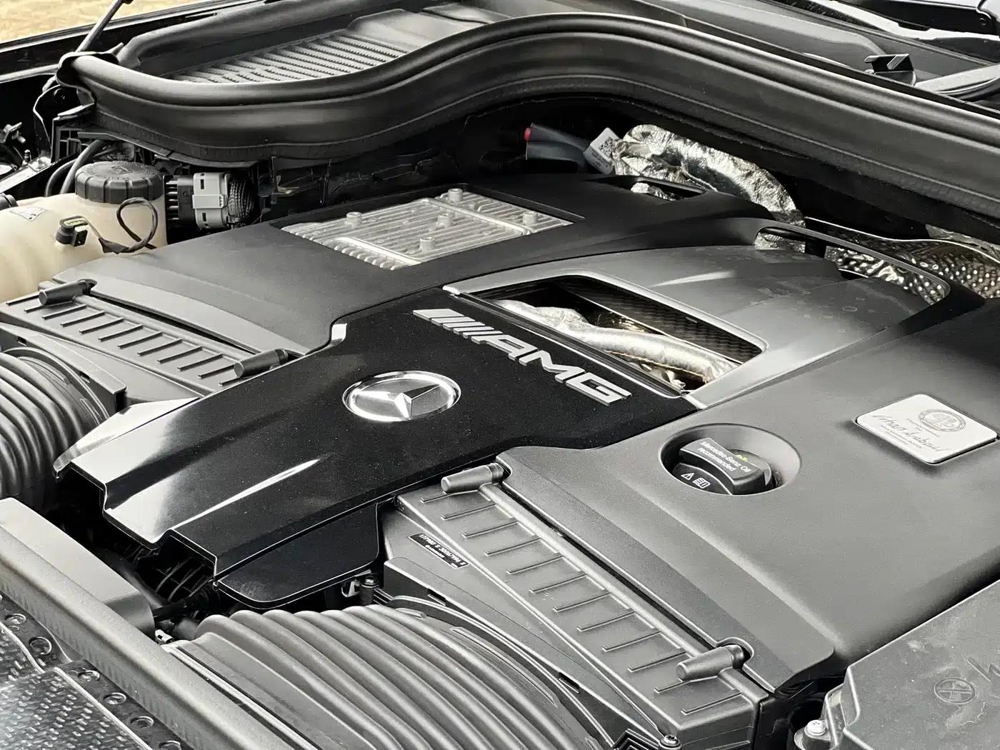 2024 Mercedes-Benz GLS AMG 63 4MATIC+ — миниатюра 17