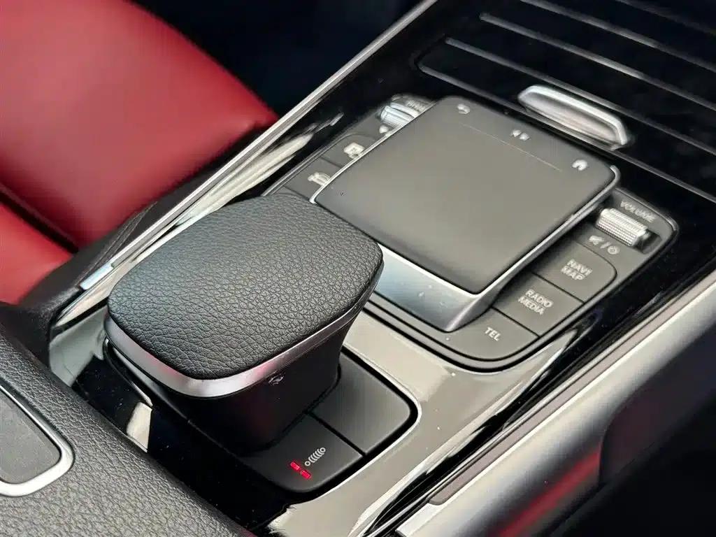 2022 Mercedes-Benz GLB AMG 35 4MATIC — миниатюра 14
