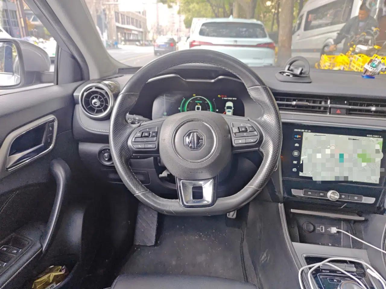 MG 6 New Energy 2018 45T E-DRIVE Intelligent Hybrid Premium Internet Edition — миниатюра 11