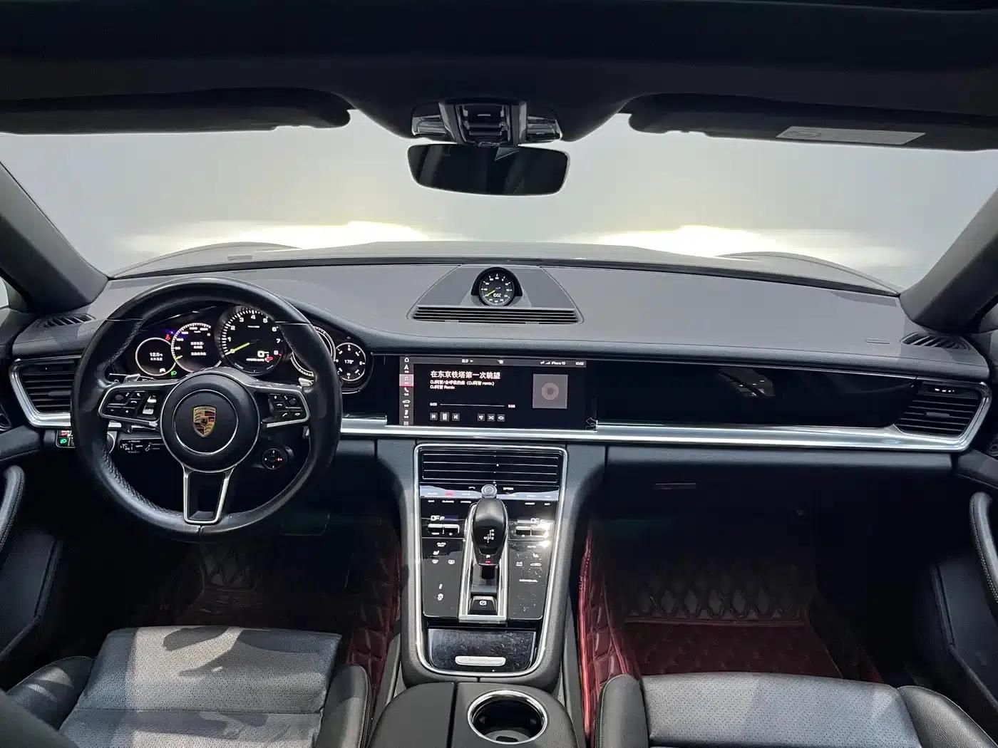 Panamera 4 E-Hybrid 2018 Model 2.9T — миниатюра 17
