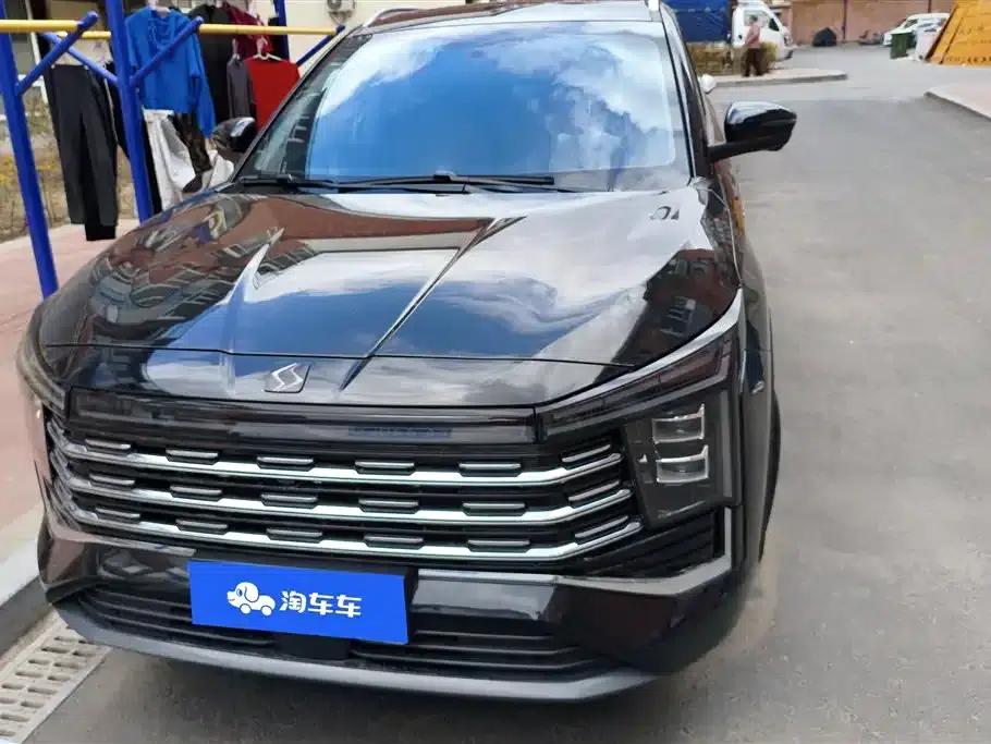 Sihao X8 PLUS 2023 1.5TGDI DCT Smart Edition 6-seater — миниатюра 2