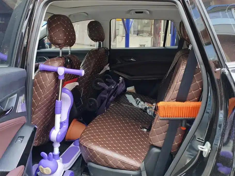 Sihao X8 PLUS 2023 1.5TGDI DCT Smart Edition 6-seater — миниатюра 11
