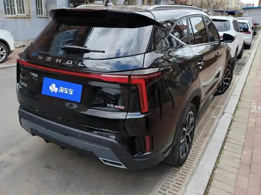 Sihao X8 PLUS 2023 1.5TGDI DCT Smart Edition 6-seater — миниатюра 3