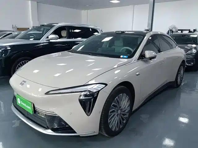 Buick Avenir 2025