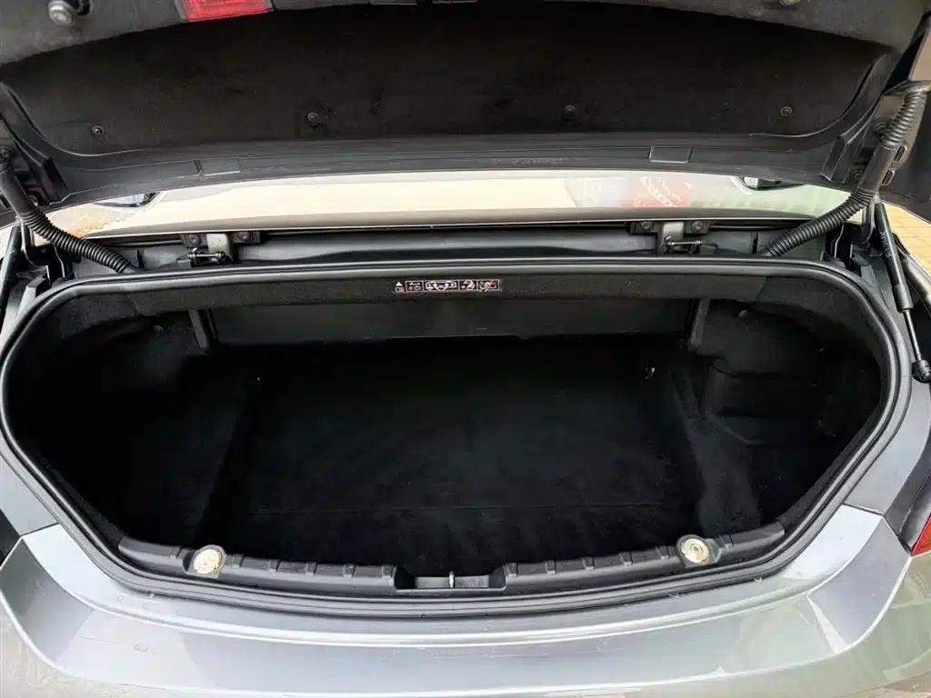 2011 BMW 6 Series 640i Convertible — миниатюра 12