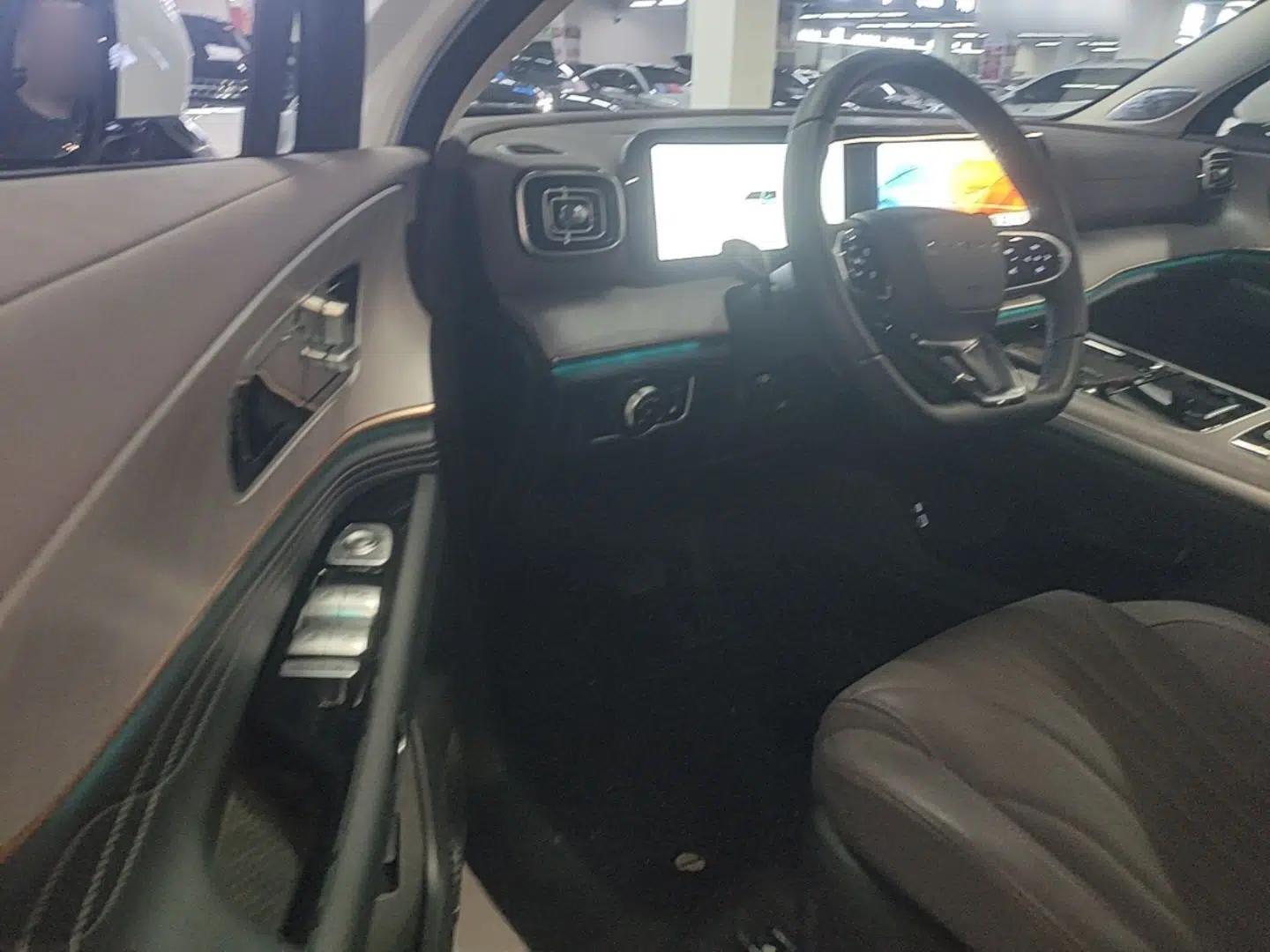 Chery Tiggo 9 C-DM 2025 1.5T 106KM Ultra-Comfort Edition 5 Seats Lithium-NMC — миниатюра 18