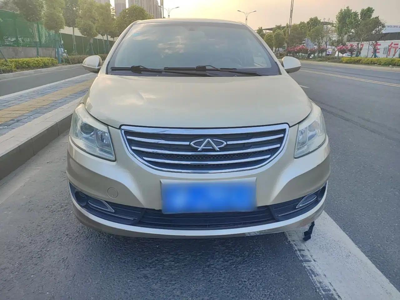 Chery E3 2013 1.5L Manual Fashion Model — миниатюра 2