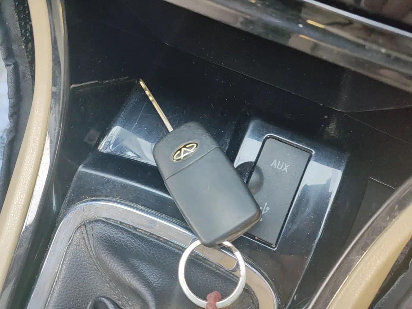 Chery E3 2013 1.5L Manual Fashion Model — миниатюра 12