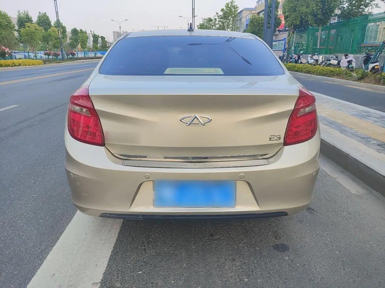Chery E3 2013 1.5L Manual Fashion Model — миниатюра 5