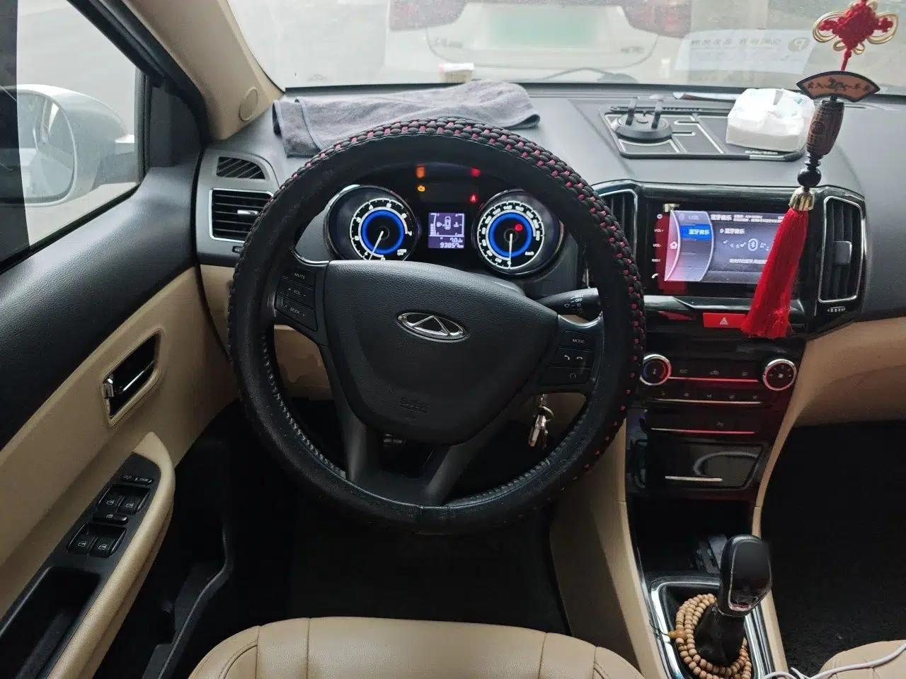 Chery E3 2015 1.5L Manual ZhiShang Model — миниатюра 11