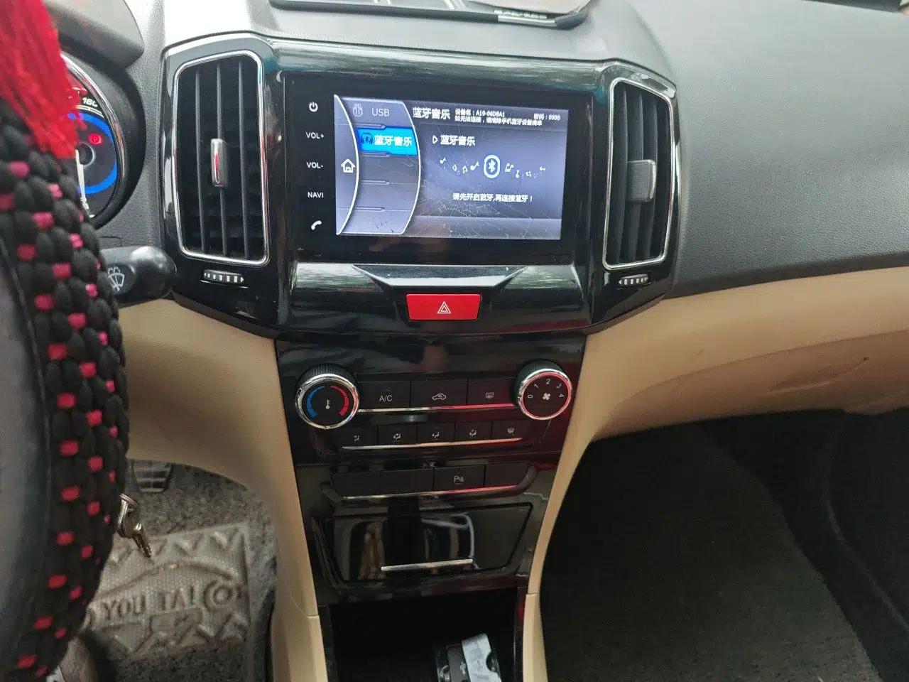 Chery E3 2015 1.5L Manual ZhiShang Model — миниатюра 14