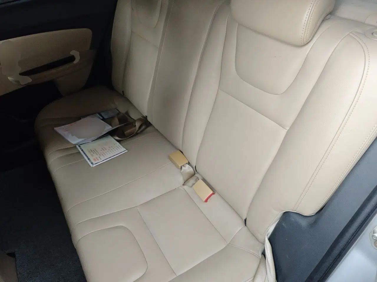 Chery E3 2015 1.5L Manual ZhiShang Model — миниатюра 18