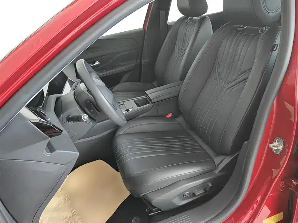 Peugeot 408X 2023 Charm Edition — миниатюра 15
