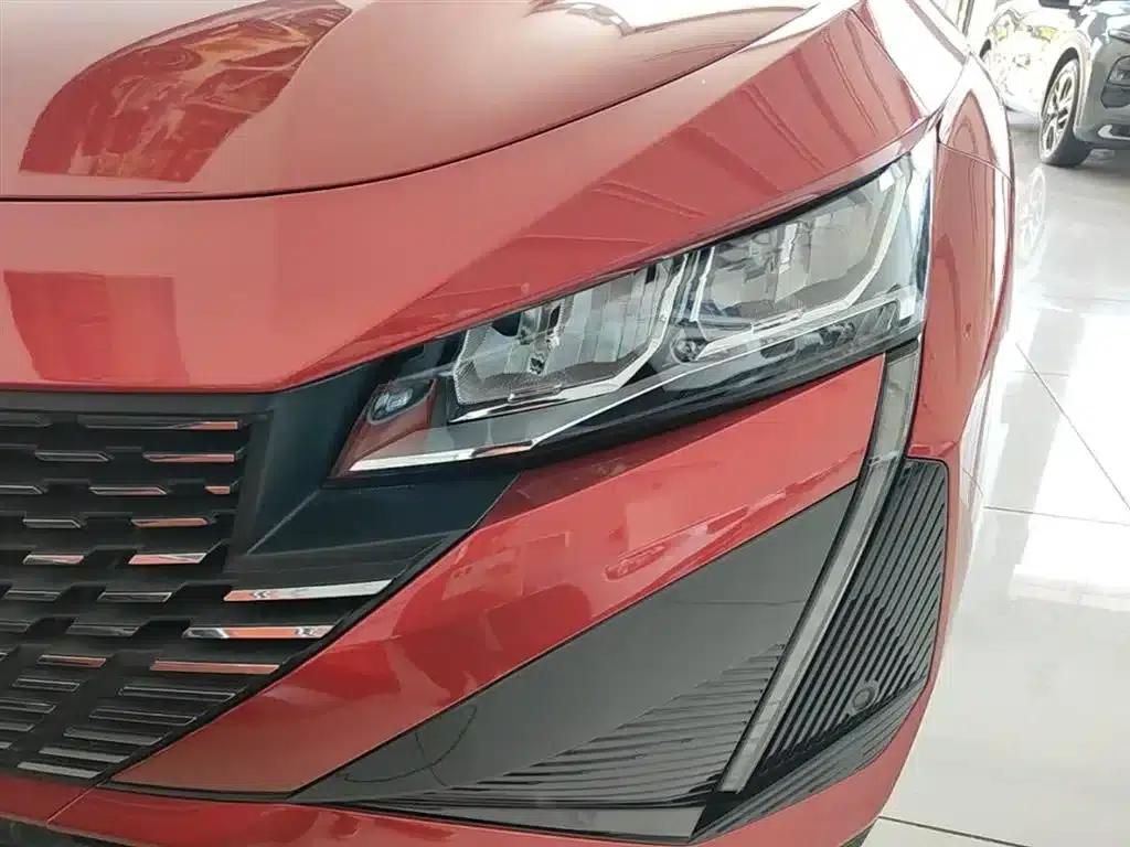 Peugeot 408X 2023 Charm Edition — миниатюра 24