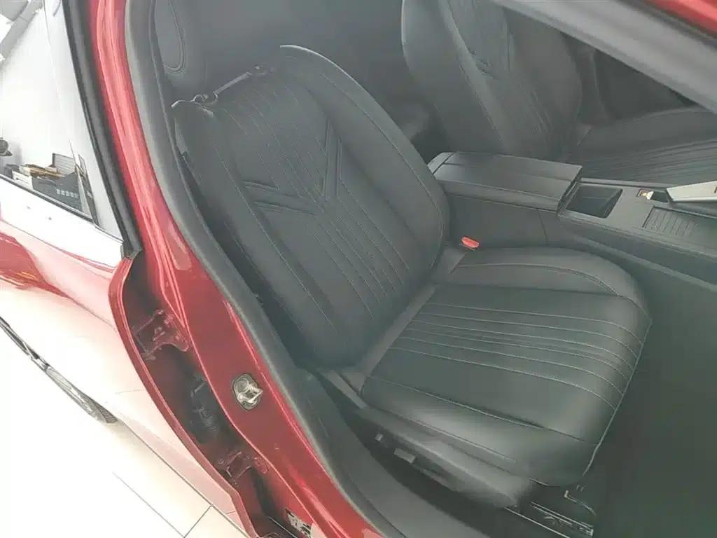 Peugeot 408X 2023 Charm Edition — миниатюра 25