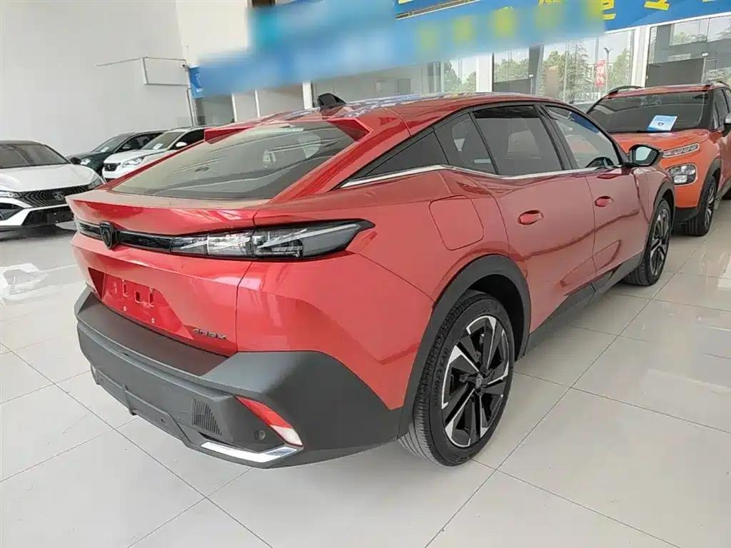 Peugeot 408X 2023 Charm Edition — миниатюра 7