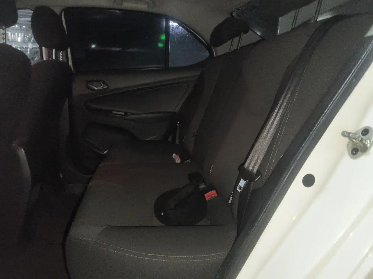Chery Arrizo 3 2015 1.5L Manual Genuine Version — миниатюра 18