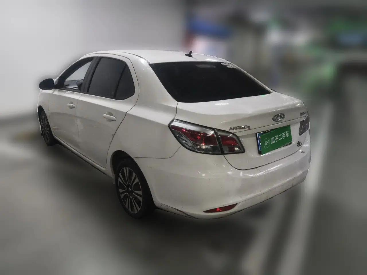 Chery Arrizo 3 2015 1.5L Manual Genuine Version — миниатюра 4