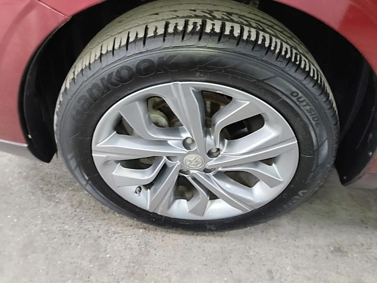 Venucia T90 2020 2.0L CVT Smart Connect & Smooth Drive Edition — миниатюра 8