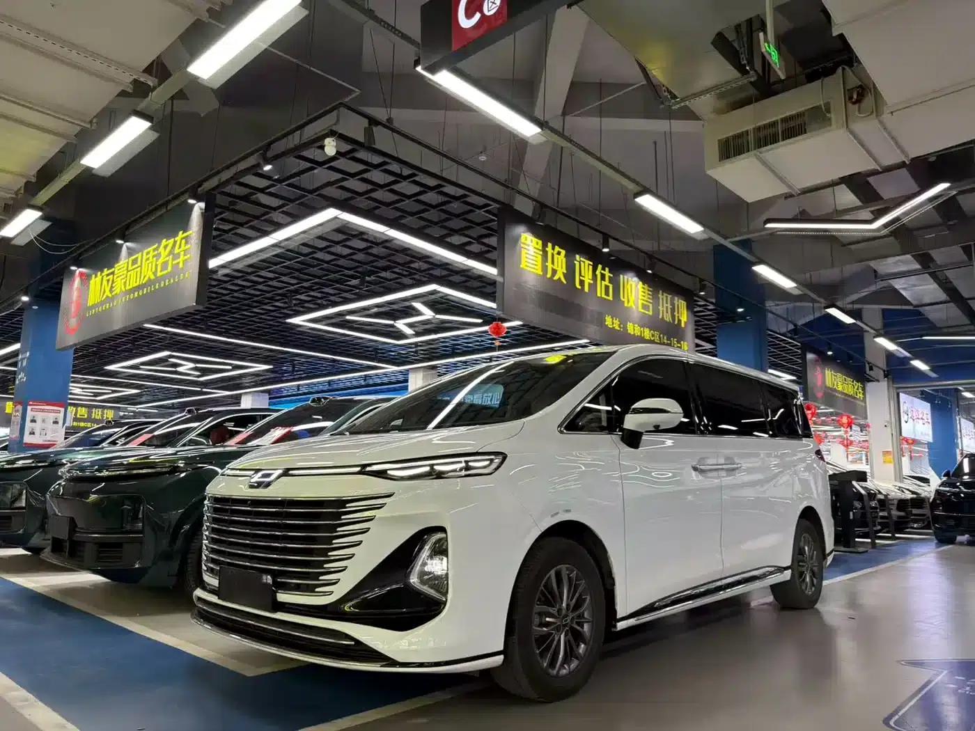 Bestune M9 2023 2.0T Premium Edition — миниатюра 1