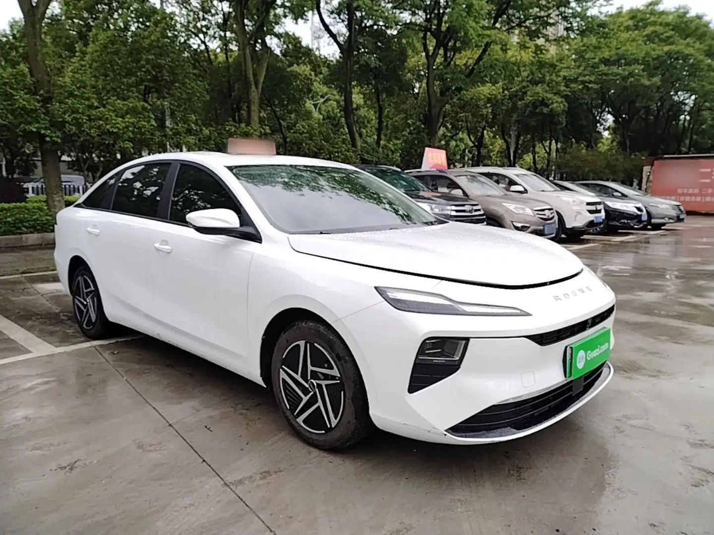 Roewe D6 2025 450 km Premium Edition — миниатюра 3