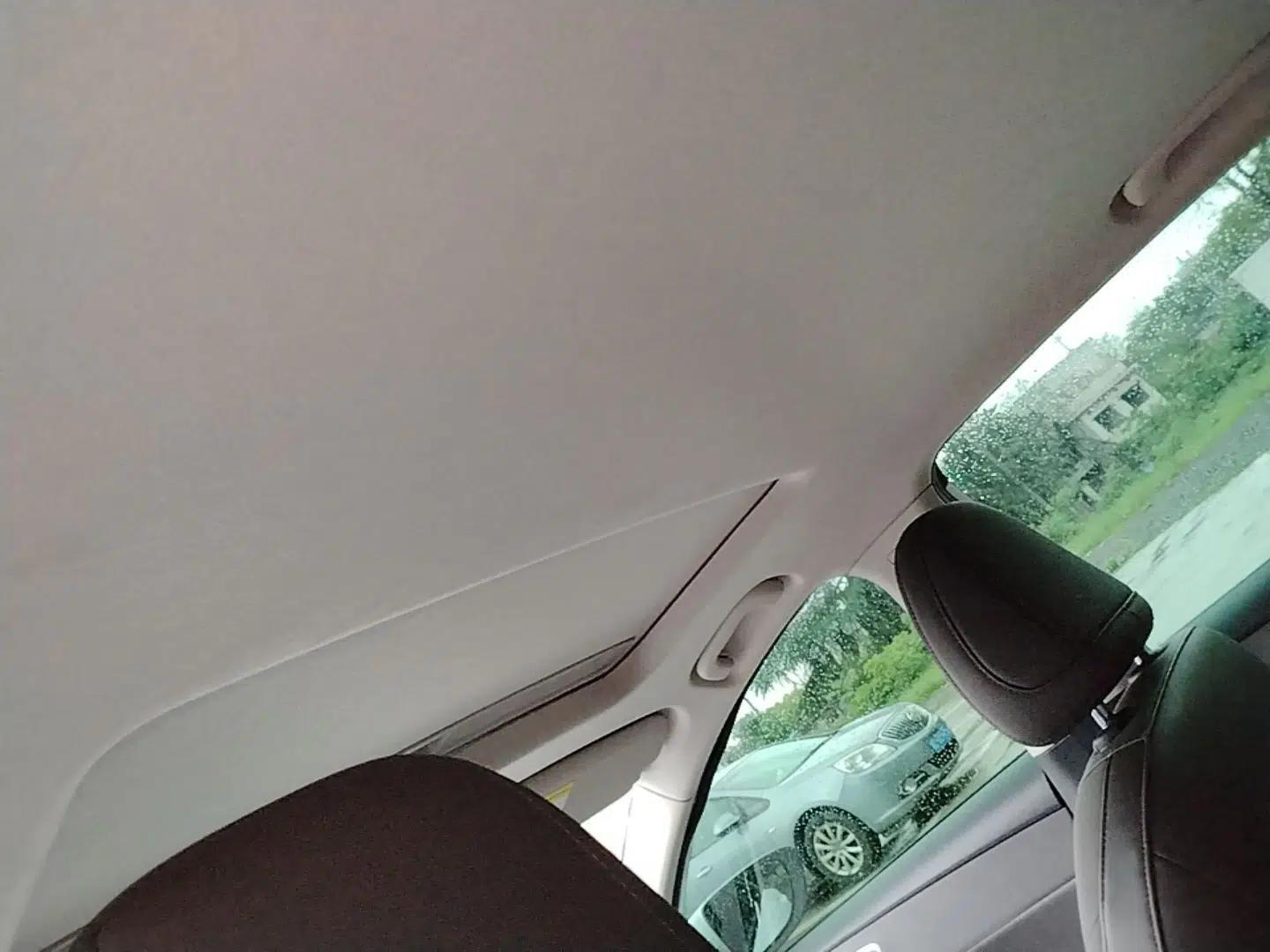 Roewe D6 2025 450 km Premium Edition — миниатюра 21