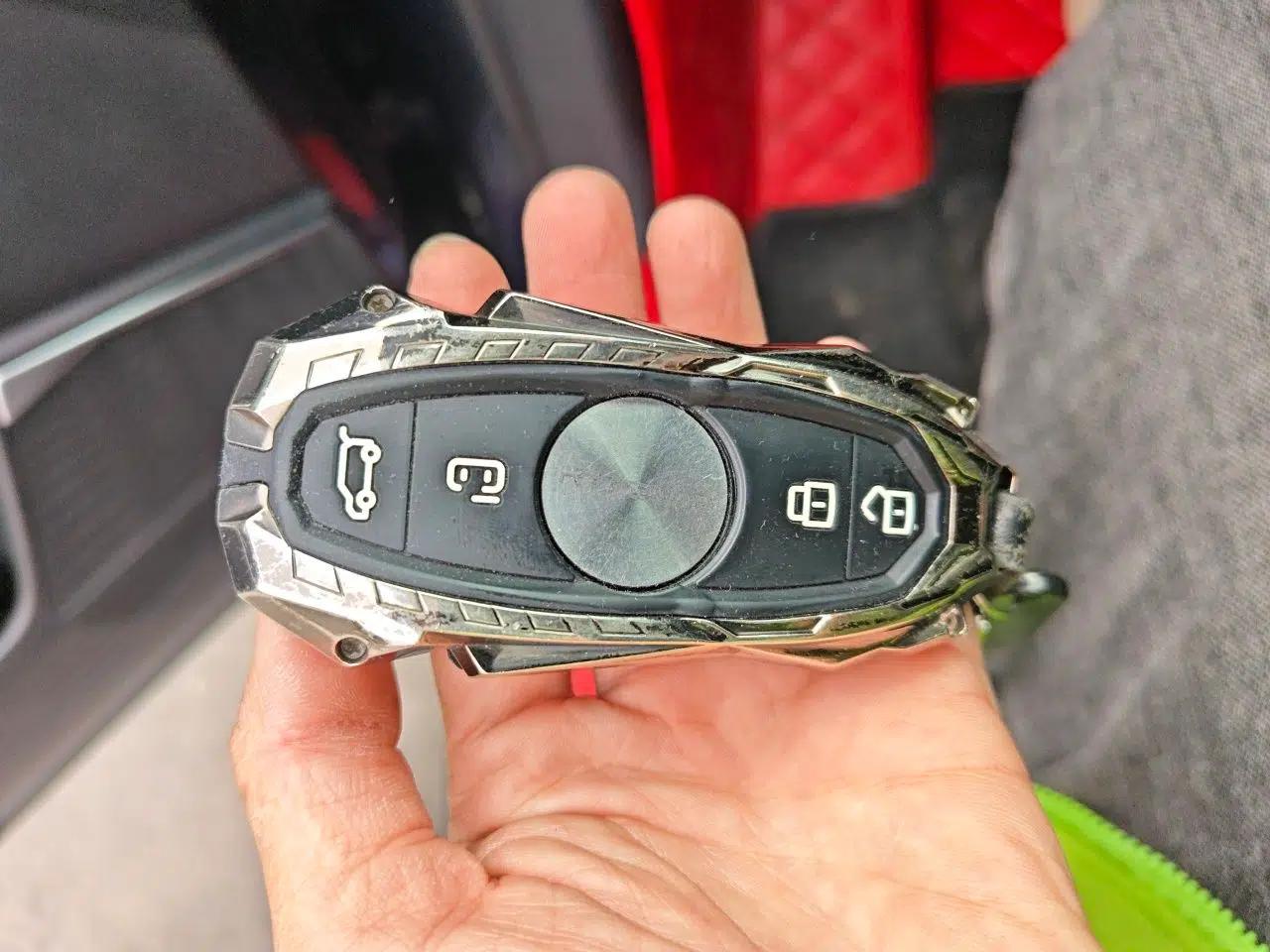 Roewe RX9 2023 2.0T Two-Wheel Drive Enjoyment Version — миниатюра 9