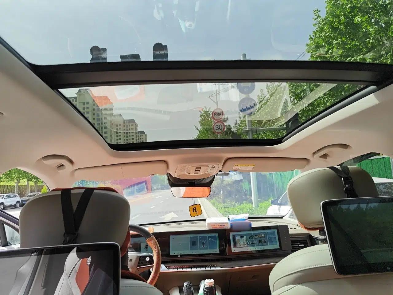 Roewe RX9 2023 2.0T Four-Wheel Drive Luxury Edition — миниатюра 19