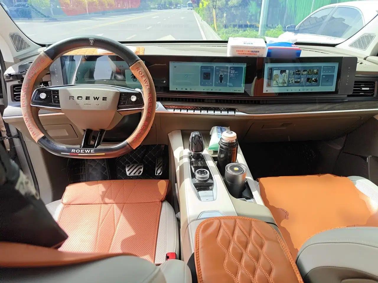 Roewe RX9 2023 2.0T Four-Wheel Drive Luxury Edition — миниатюра 10