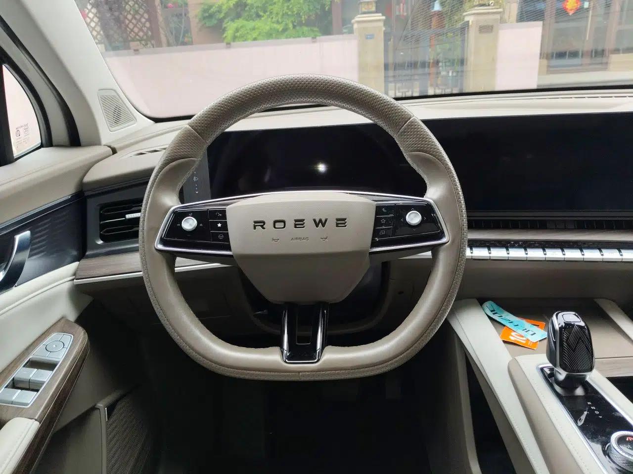 Roewe RX9 2023 2.0T Two-Wheel Drive Enjoyment Version — миниатюра 11